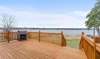 524 Lakeshore Cir, Annandale, MN 55302
