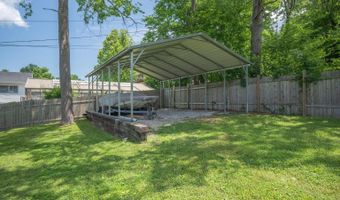 202 N Walnut St, Anderson, MO 64831
