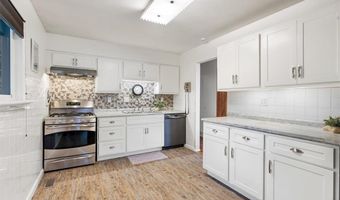 1757 Engle Dr, Arnold, MO 63010