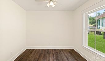 1917 Harrison St, Savannah, GA 31404