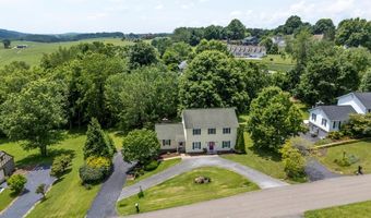 19368 Triple Crown Dr, Abingdon, VA 24211