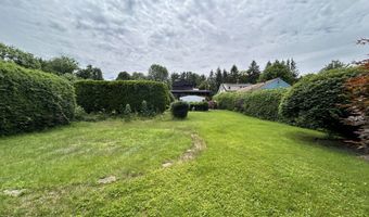 306 Divinity St, Bristol, CT 06010