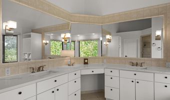 5636 Meadow Ln, Ann Arbor, MI 48105