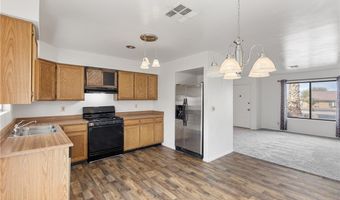 392 Dooley Dr, Henderson, NV 89015