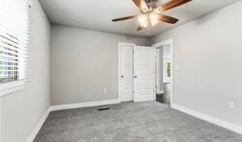 139 Center St, Avoca, AR 72756