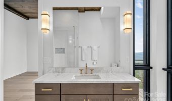 404 Silver Eagle Trl, Banner Elk, NC 28604