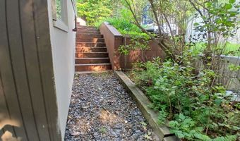 168 Quinlan Dr, Barre, VT 05641