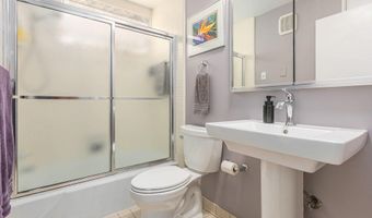 1402 Bardstown Trl, Ann Arbor, MI 48105