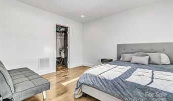 215 E Oakview Rd, Asheville, NC 28806