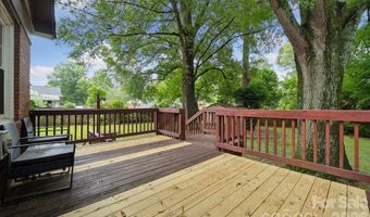 1818 Woodland Dr, Charlotte, NC 28205