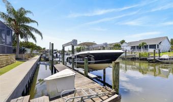 508 ISLEBAY Dr, Apollo Beach, FL 33572