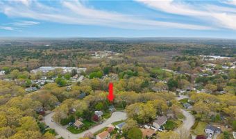 6 Linda Ct, Coventry, RI 02816