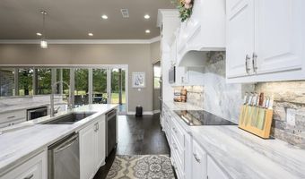 9854 S HWY 259 Hwy S, De Kalb, TX 75559