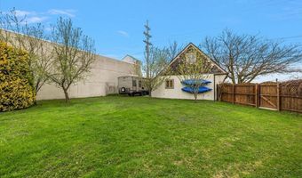 6507 Dyke Rd, Algonac, MI 48001