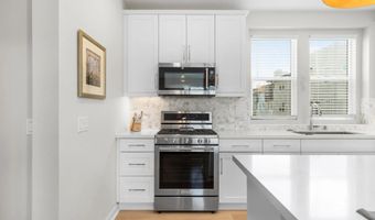 10443 Newbliss Way, San Diego, CA 92126