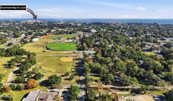 520 Bookter St, Bay St. Louis, MS 39520