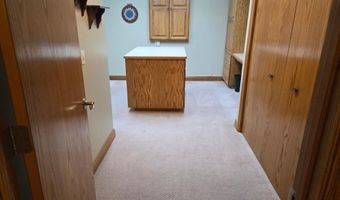 1405 26th St SW, Austin, MN 55912