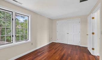 128 Parker St 3C, Acton, MA 01720