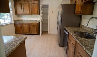 5012 LARNO Dr, Alexandria, VA 22310