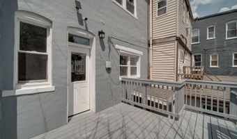 82 T St NW 3, Washington, DC 20001
