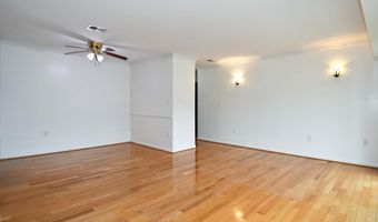 5207 NEWTON St 203, Bladensburg, MD 20710