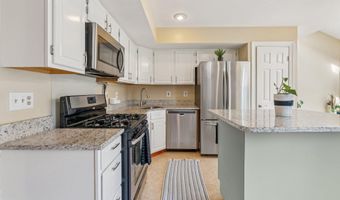 21180 HEDGEROW Ter, Ashburn, VA 20147