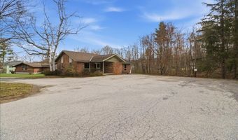320 Dewey St, Bennington, VT 05201
