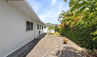 1392 Kahili St, Kailua, HI 96734