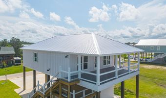 4054 Mallard St, Bay St. Louis, MS 39520