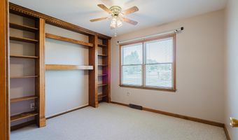 74 CONNIE Ln, Dover, DE 19901