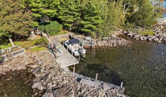 120 Big Barndoor Is, Alton, NH 03810