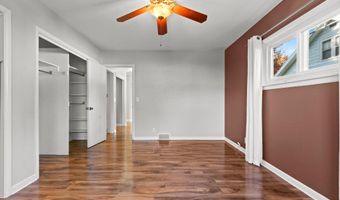 430 E GLENDALE Ave, Appleton, WI 54911