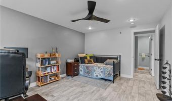 66 Girard Ave 114, Newport, RI 02840