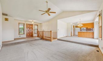 640 S Daisy Ln, Andover, KS 67002
