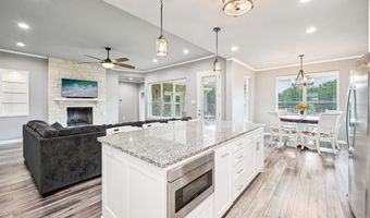 360 Rolling Ranch Blvd, Alvord, TX 76225