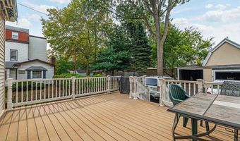 98 W 31ST St, Bayonne, NJ 07002
