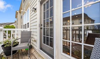 5725 CALLCOTT Way P, Alexandria, VA 22312