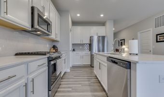 3644 Chalmers Dr, Bargersville, IN 46106
