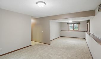 8681 144th Street Ct, Apple Valley, MN 55124