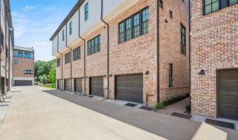 4098 Runyon Rd, Addison, TX 75001