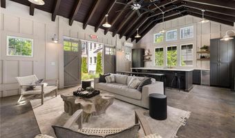 191 Chestnut Cir, Atlanta, GA 30342