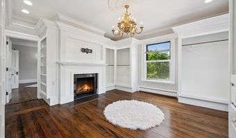 75 W Broadway, Bangor, ME 04401