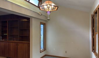 17 Ring, Athens, OH 45701