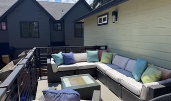 909 NW Delaware Ave, Bend, OR 97703