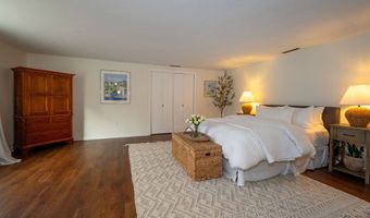 109 Old Post Rd, Clinton, CT 06413