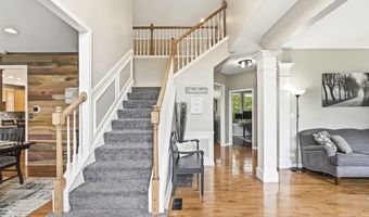 531 Brookside Ave, Algonquin, IL 60102