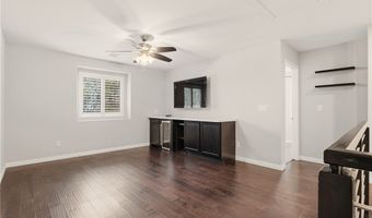 5879 Skyfall Ct, Las Vegas, NV 89135