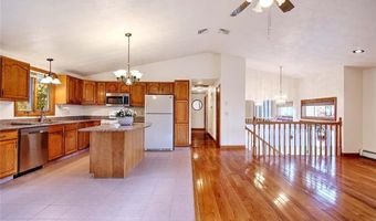 1 Pat Dr, Lincoln, RI 02865