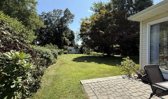 125 Curve Hill Rd, Cheshire, CT 06410