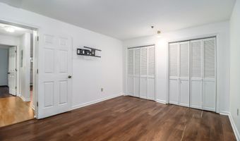 27 Rollingwood Dr 27, Brookfield, CT 06804